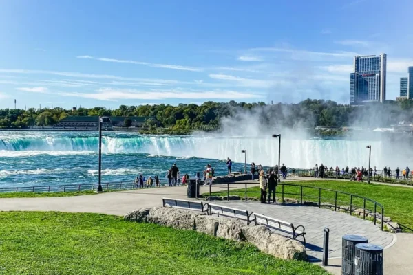 1-Day Niagara Falls Tour